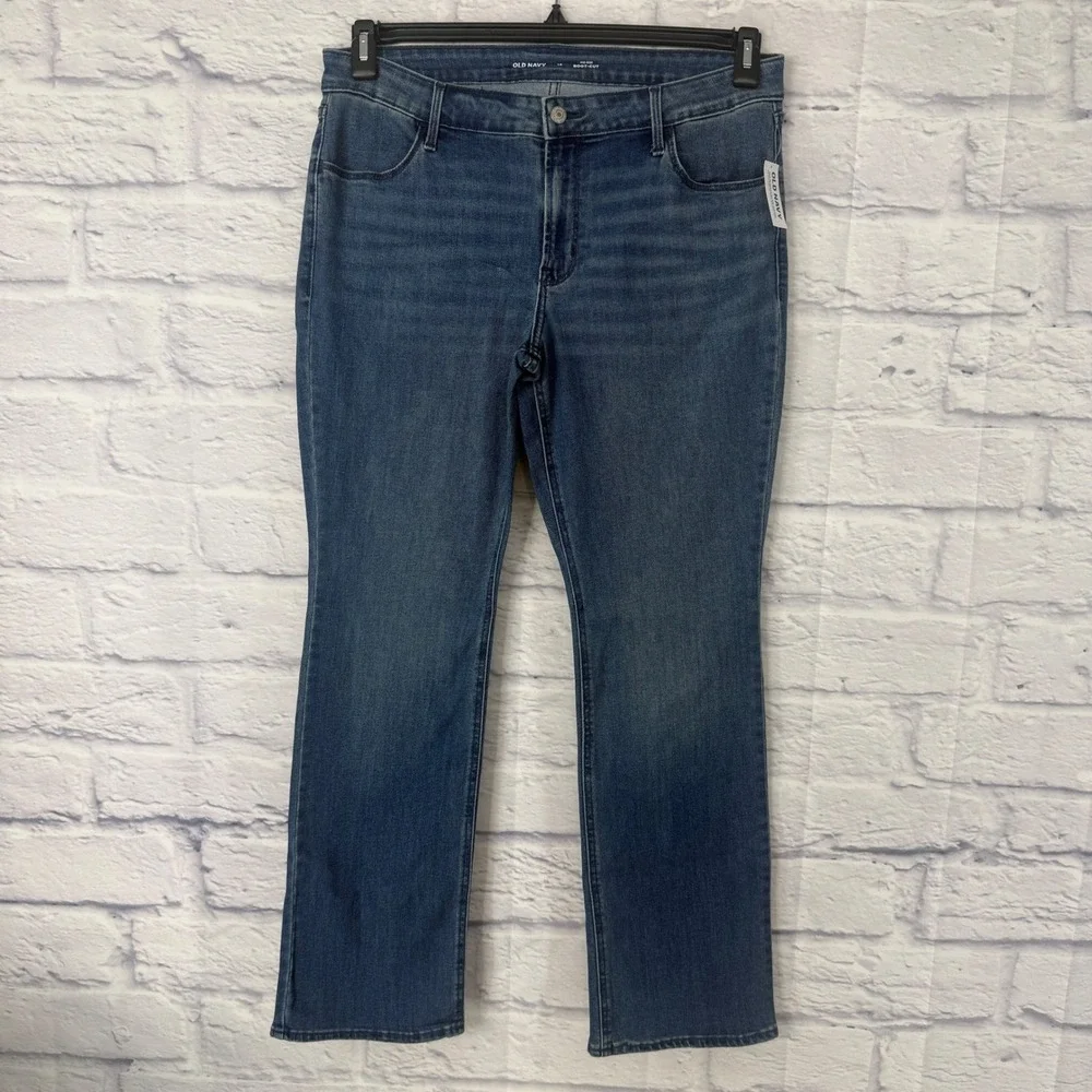 Old Navy Mid Rise Bootcut Jeans Medium Wash Size 14 Women Stretch NWT‎